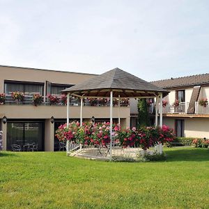 Logis Hostellerie Du Mont Aimé